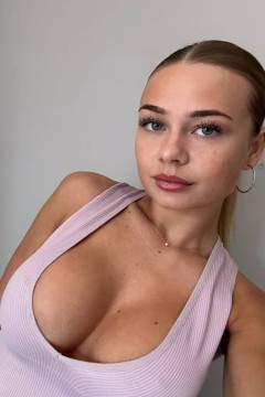 Photo - Alsu