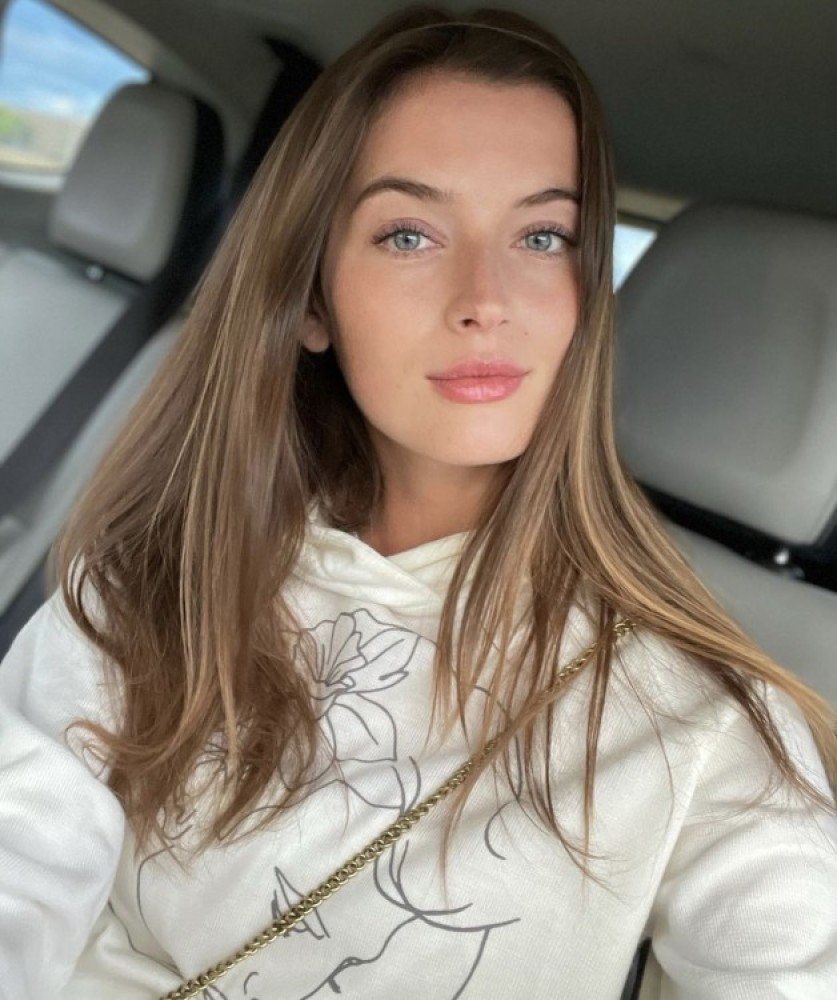 Photo - Adriana