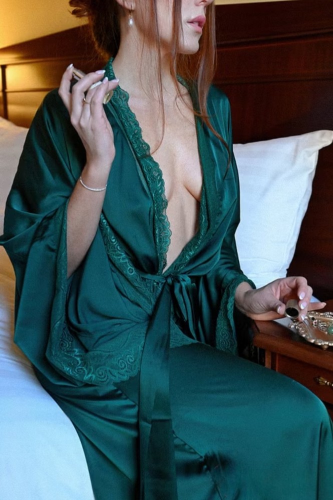 Photo - Eva
