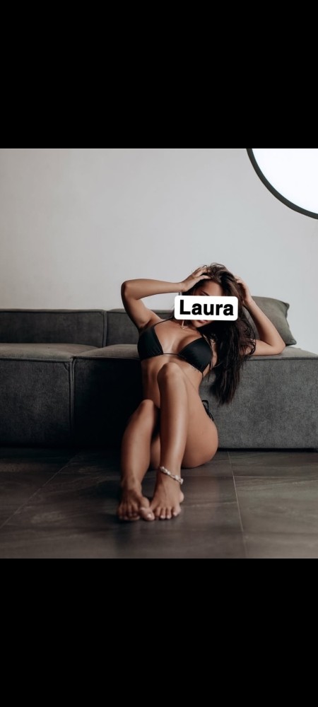 Photo - Laura