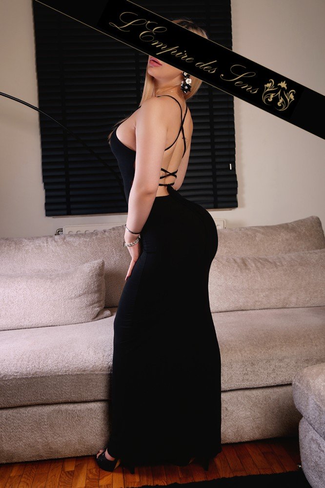 Photo - Evelyne