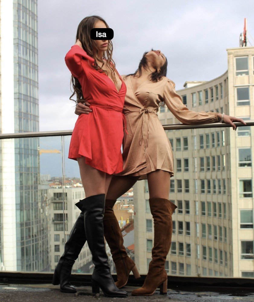 Photo - Isa & Ava