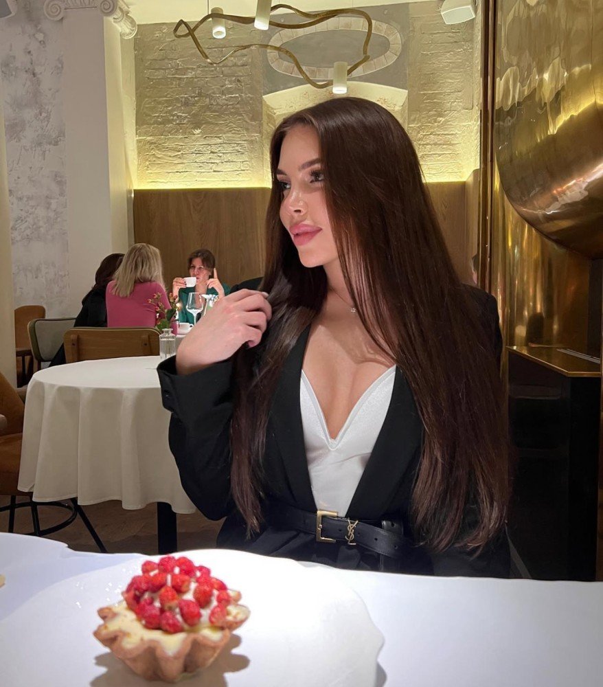 Photo - Eva