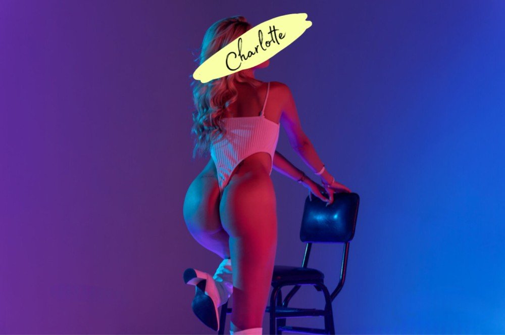 Photo - Charlotte