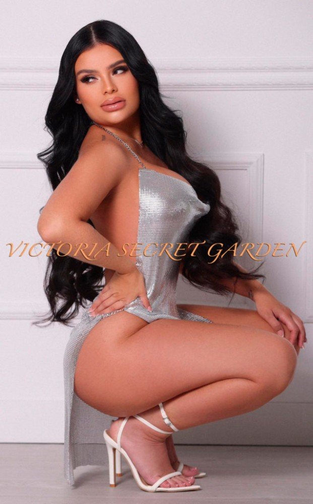 Photo - Victoria Secret Garden